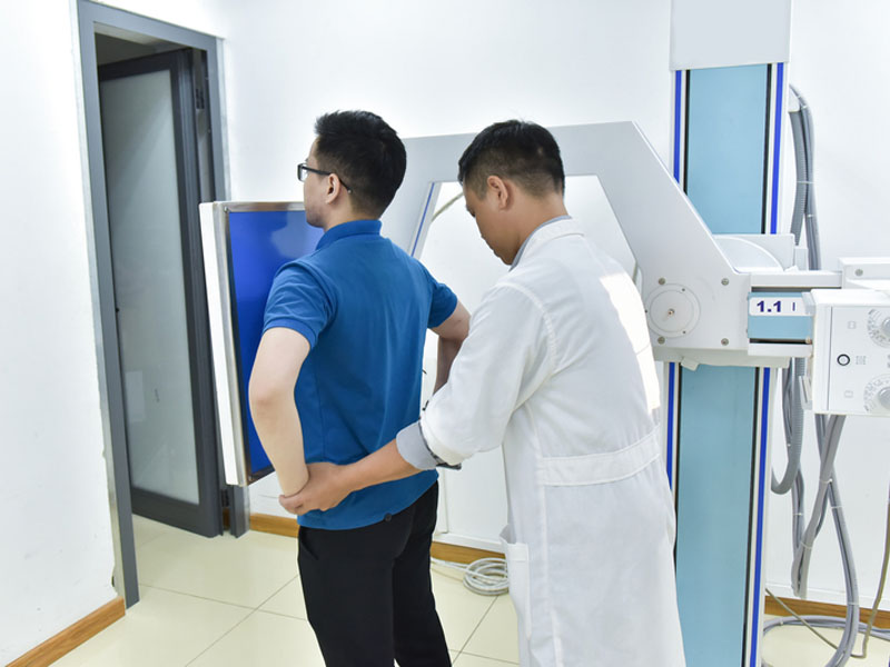 Chụp x-quang bụng giúp chẩn đoán chính xác bệnh sỏi niệu quản