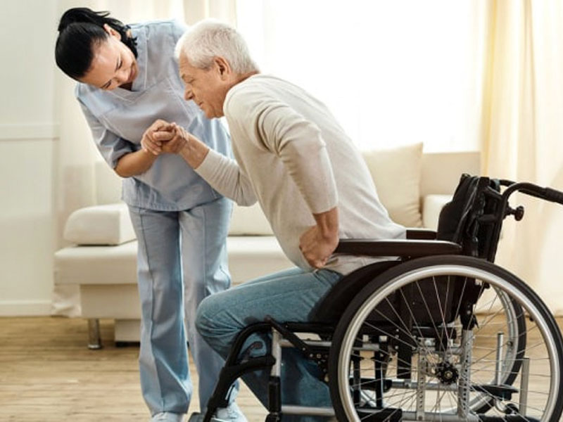 Người bị liệt, mất khả năng vận động có nguy cơ cao mắc bệnh sỏi niệu quản trái đoạn ⅓ dưới